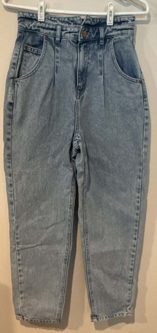 Pull&Bear High Waist Pleated Acid Wash Denim Jeans Size 26